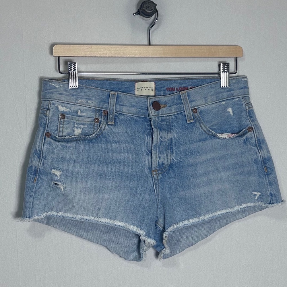 Alice + Olivia Jeans Amazing Mid Rise Distressed Denim Shorts Light Wash 27